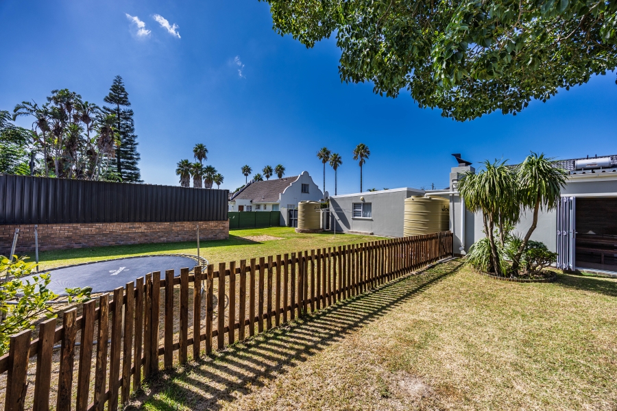 4 Bedroom Property for Sale in Beacon Bay Eastern Cape